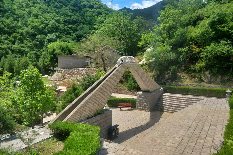 北京怀柔渤海镇九公山长城纪念林怎